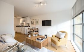 Modern Flat, Oxford City Centre